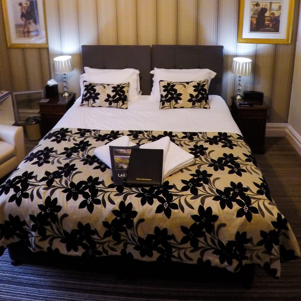 Lotus Golden, super king or twin room with en suite bathroom
